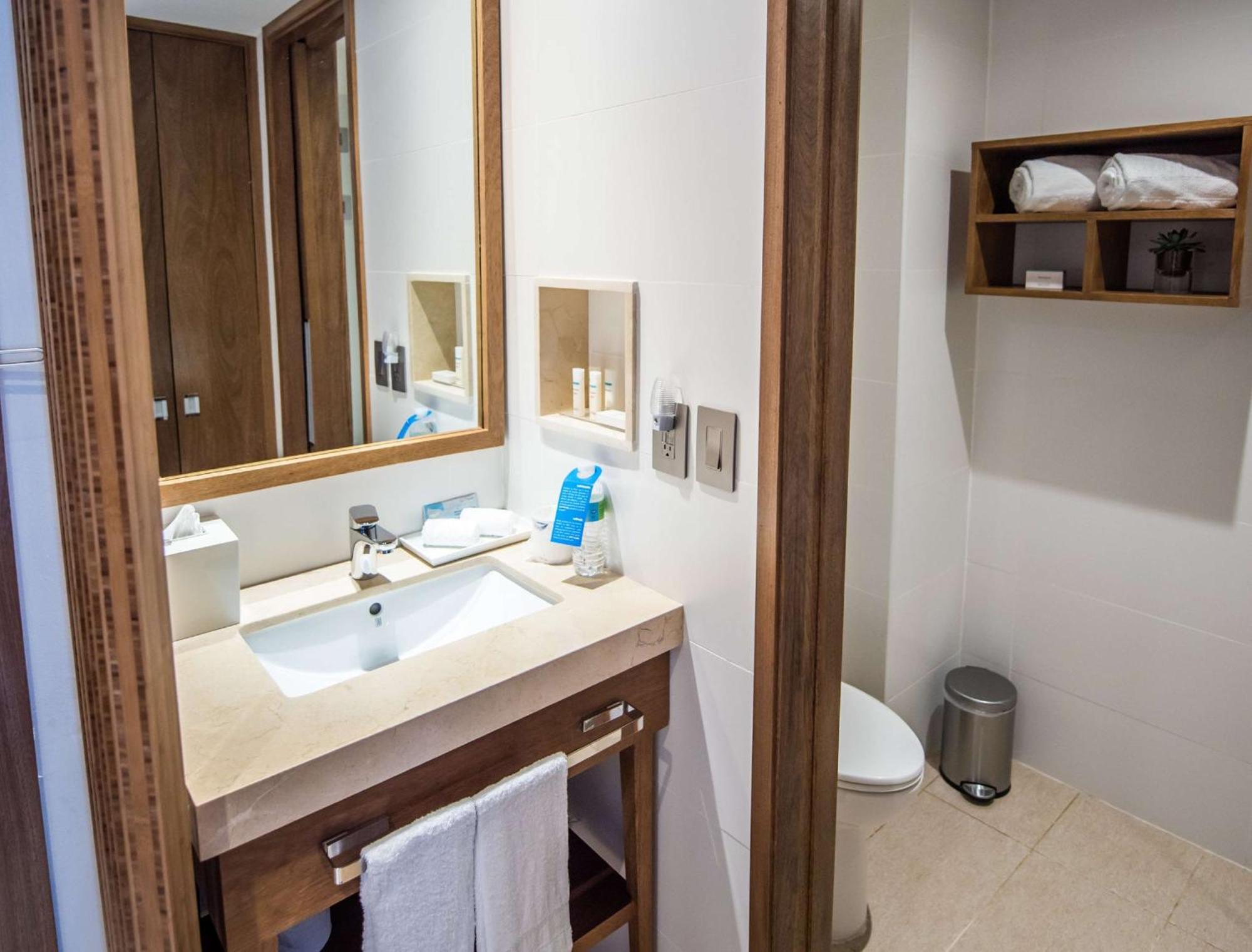 Hampton By Hilton Santo Domingo Airport Hotell Boca Chica Eksteriør bilde